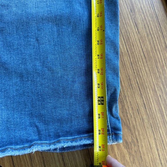 Good American “Always Fits” Good Legs Straight Jeans Size 20–26 - Picture 7 of 7